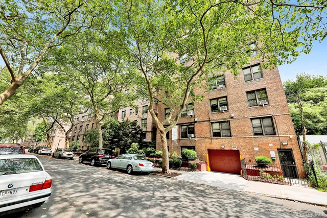 $330,000 | 285 East 35th Street, Unit 6E | East Flatbush