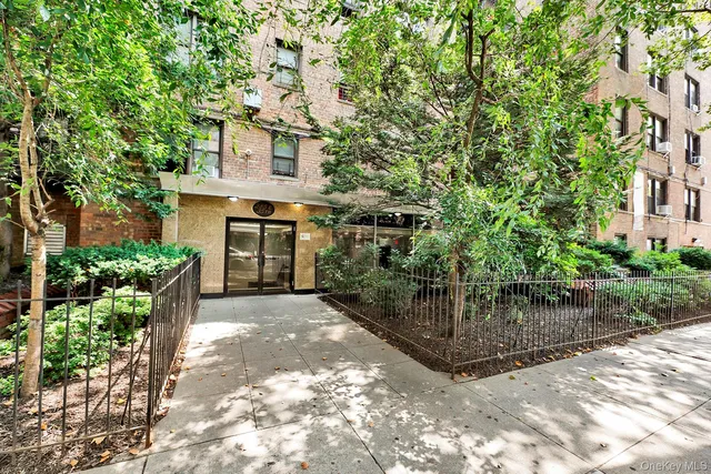 $330,000 | 285 East 35th Street, Unit 6E | East Flatbush