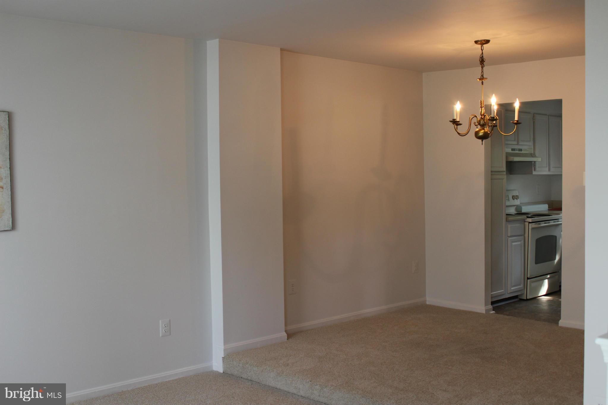 35 London Bridge Court Silver Spring, MD 20906 - Photo 7 of 8 Dining Room