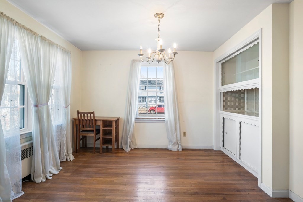 315 Lexington Street Springfield, MA 01104 - Photo 12 of 29 Gallery Image 12