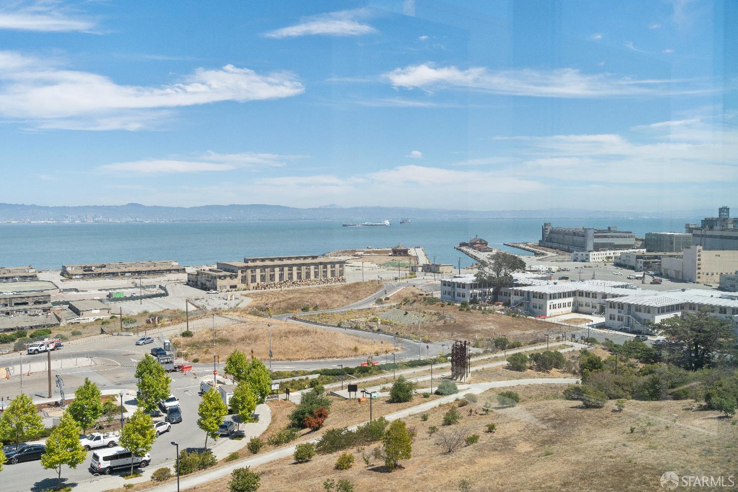 52 Innes Court, Unit 402 San Francisco, CA 94124 - Photo 11 of 49