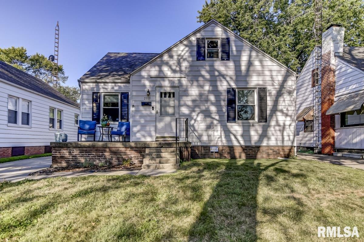 2313 South 7th Street Springfield, IL 62703 - Photo 2 of 32