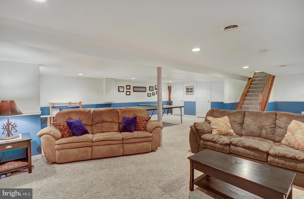 323 Owl Hill Road Lititz, PA 17543 - Photo 17 of 33