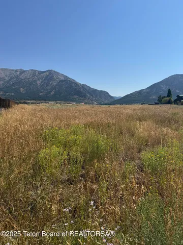 $225,000 | 630 Snake River Drive, Alpine, WY 83128