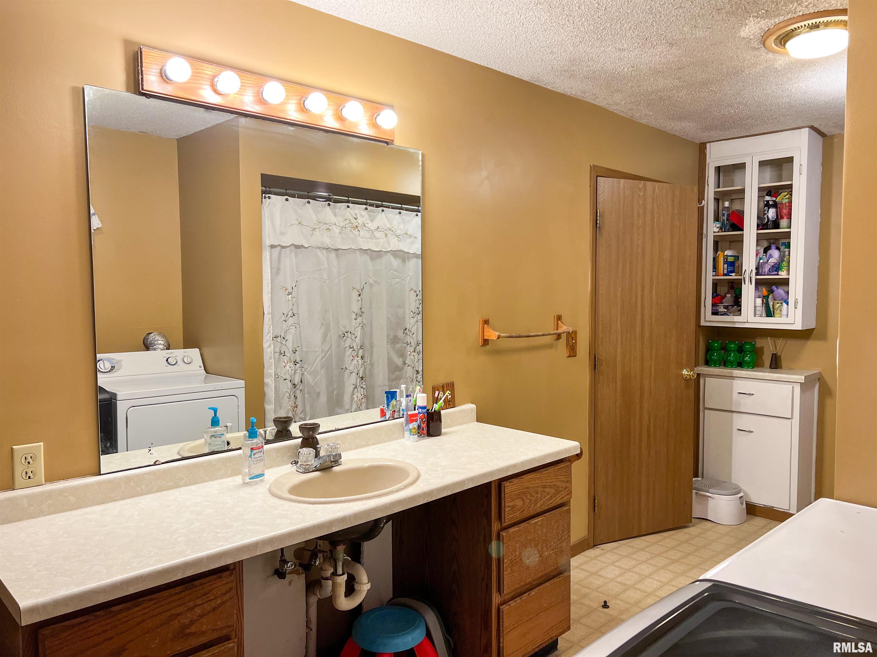 10464 2 Mile Road Thomson, IL 61285 - Photo 15 of 26