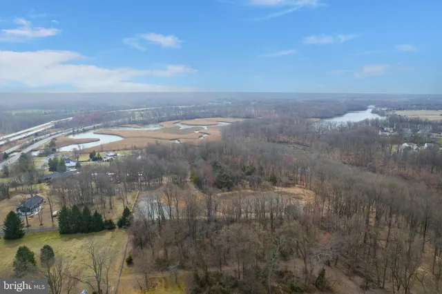 $350,000 | 2691 Dupont Parkway, Middletown, DE 19709