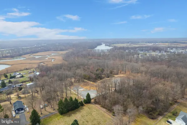$325,000 | 2691 Dupont Parkway, Middletown, DE 19709
