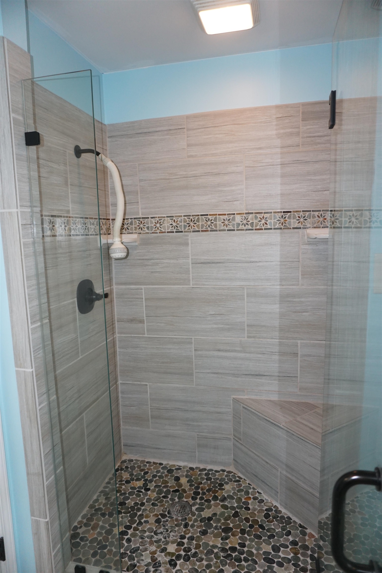 6320 Yale Road Bartlett, TN 38134 - Photo 8 of 25 a bathroom with a shower