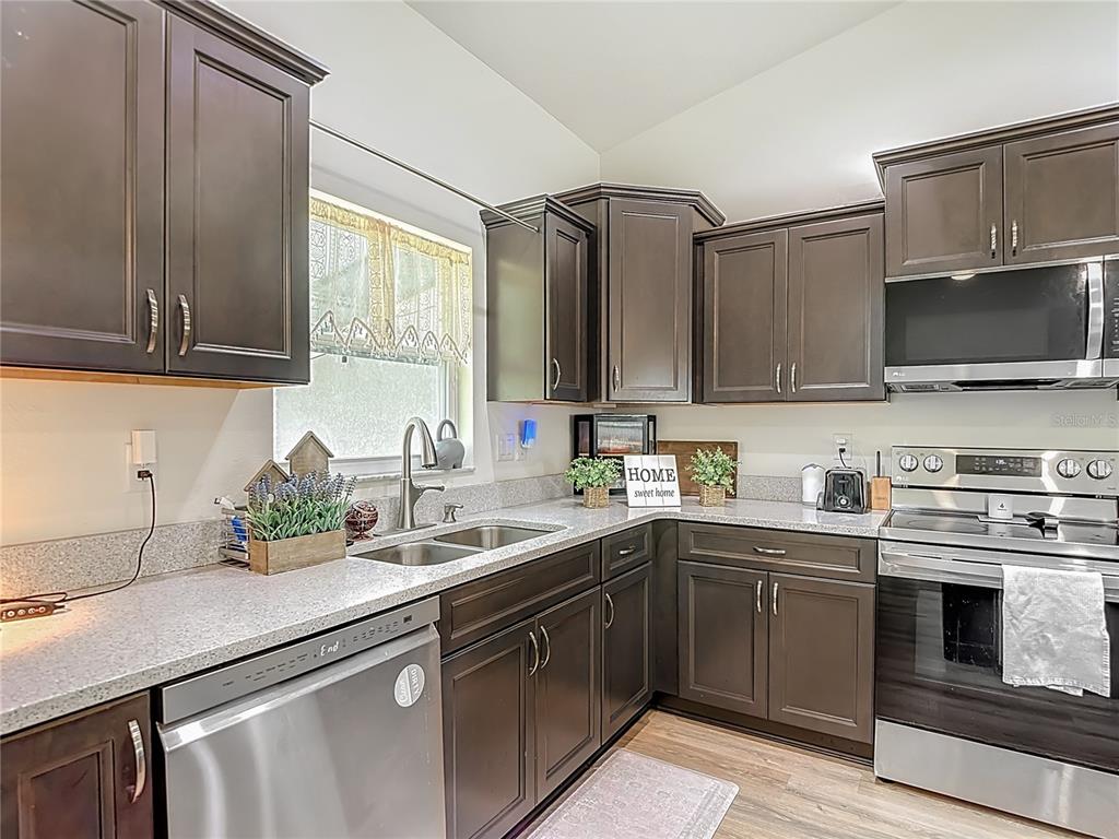 15062 Mt Ivy Road Weeki Wachee, FL 34614 - Photo 26 of 64