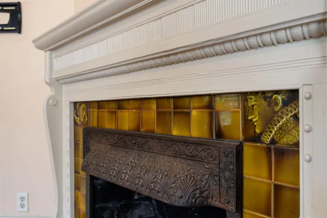 $399,900 | 709 7th Street Southeast, Minneapolis, MN 55414