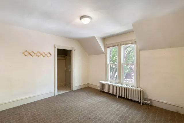 $399,900 | 709 7th Street Southeast, Minneapolis, MN 55414