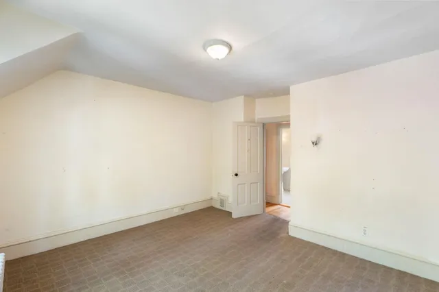 $399,900 | 709 7th Street Southeast, Minneapolis, MN 55414