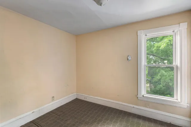 $399,900 | 709 7th Street Southeast, Minneapolis, MN 55414