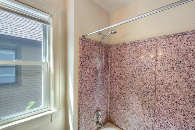 $399,900 | 709 7th Street Southeast, Minneapolis, MN 55414