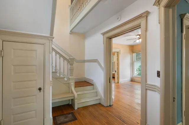 $399,900 | 709 7th Street Southeast, Minneapolis, MN 55414