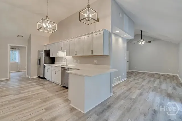 $2,600 | 196 Sayle Road, Richmond Hill, GA 31324