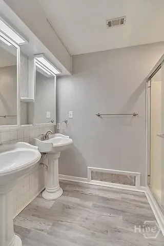 $2,600 | 196 Sayle Road, Richmond Hill, GA 31324