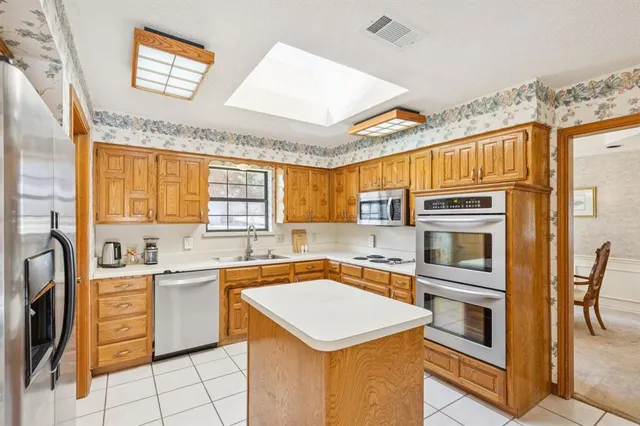 $1,100,000 | 1261 Emerald Circle, Southlake, TX 76092