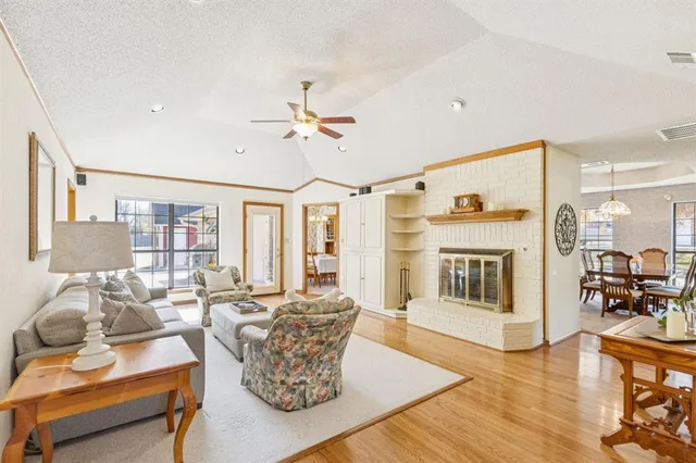 $1,100,000 | 1261 Emerald Circle, Southlake, TX 76092