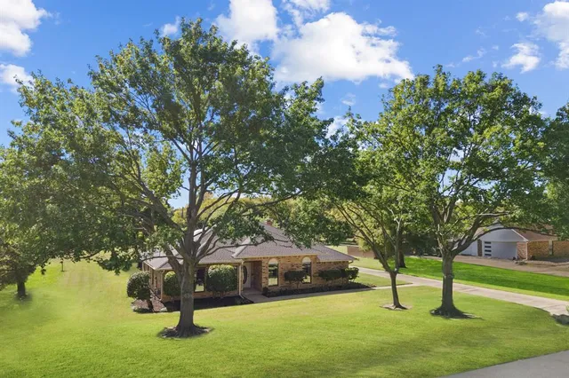 $1,100,000 | 1261 Emerald Circle, Southlake, TX 76092