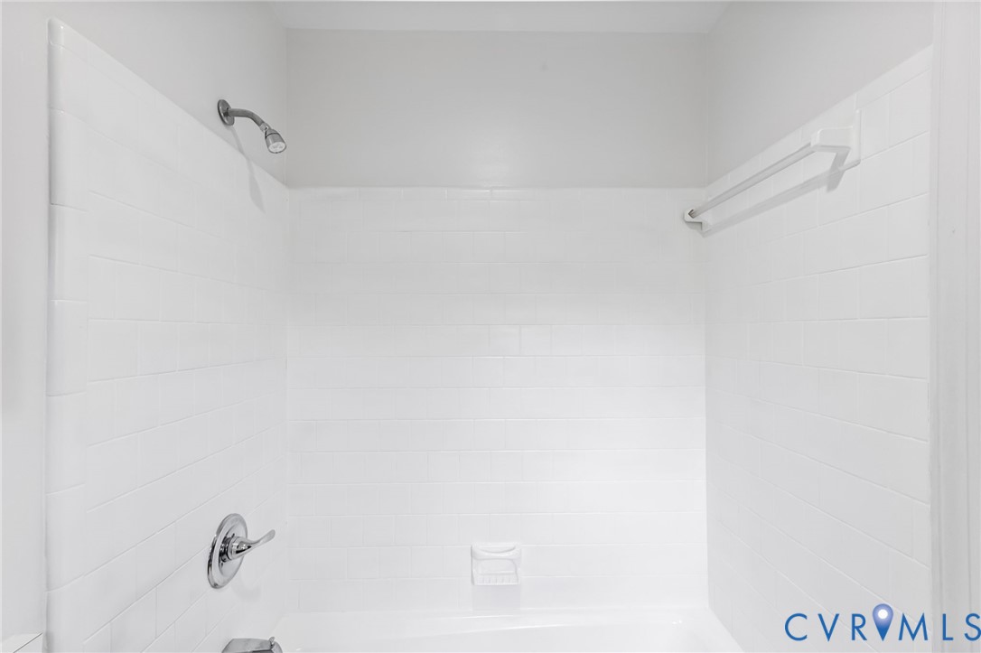 5701 Elfinwood Road Chester, VA 23831 - Photo 32 of 52