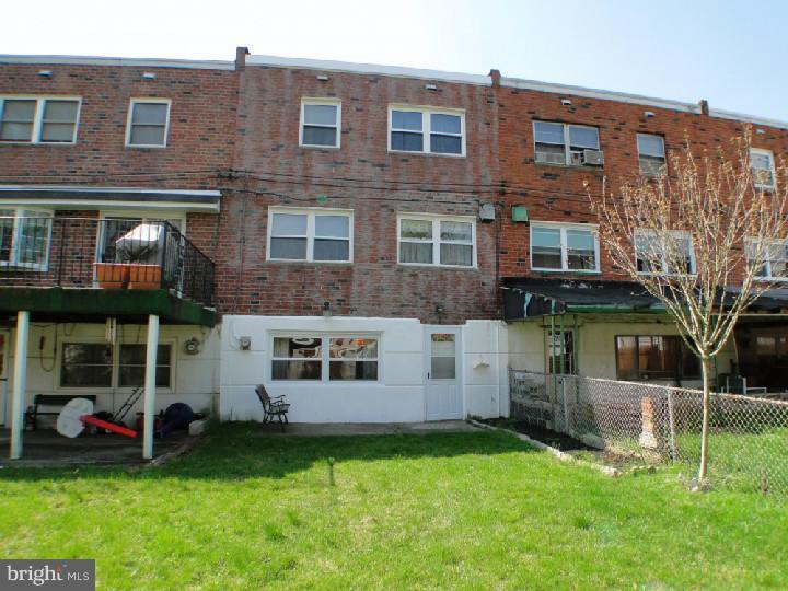 12730 Cabell Road Philadelphia, PA 19154 - Photo 10 of 17 Exterior Back