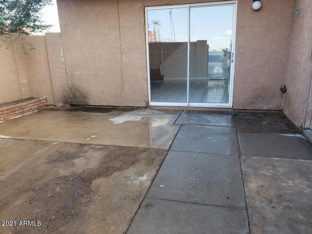 4520 East Riverside Street Phoenix, AZ 85040 - Photo 5 of 7 IMG_1049