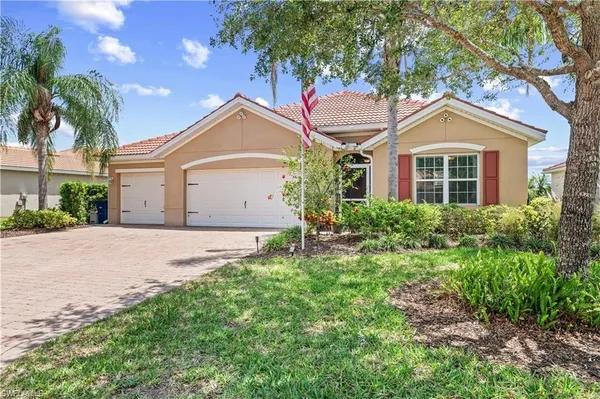 $399,000 | 3118 Apple Blossom Drive, Fort Myers, FL 33905