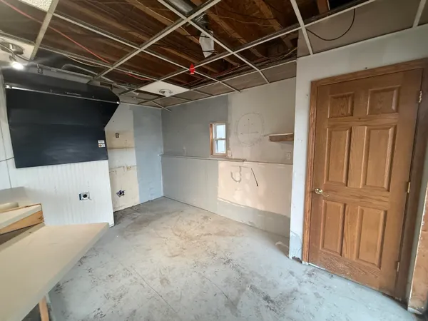$145,000 | 1747 Tennis Court, Pleasant Lake, MI 49272