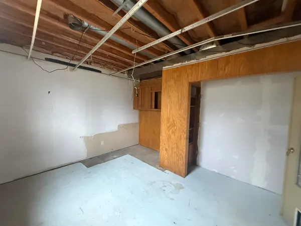 $145,000 | 1747 Tennis Court, Pleasant Lake, MI 49272