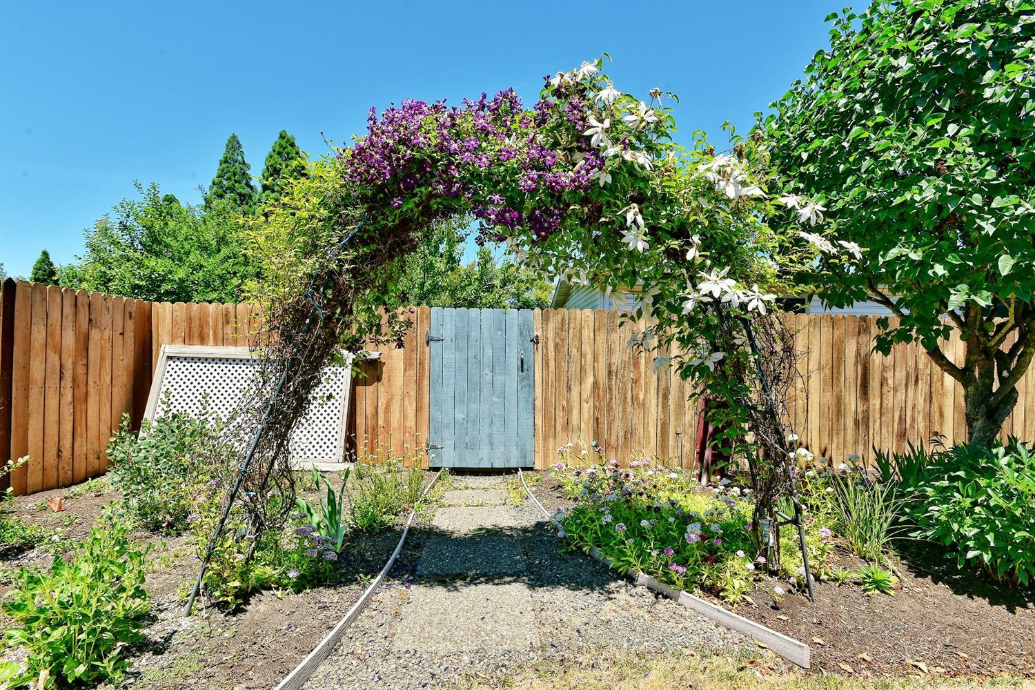 555 Freeman Road, Unit 9 Central Point, OR 97502 - Photo 6 of 23 Additional Photo