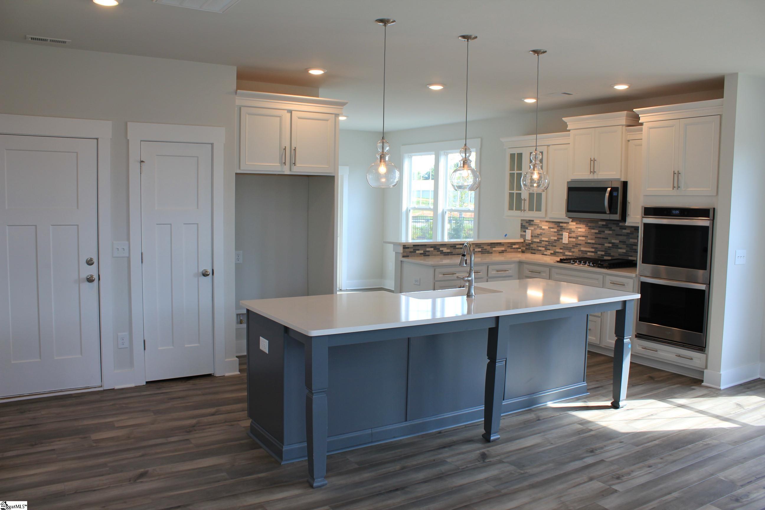 37 Elmsley Road Greenville, SC 29607 - Photo 4 of 21