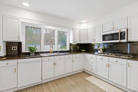 $2,750,000 | 38 Brevoort Lane, Rye, NY 10580