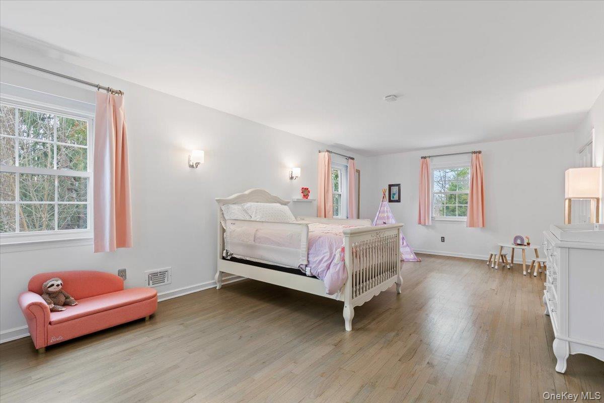 38 Brevoort Lane Rye, NY 10580 - Photo 27 of 42 Bedroom with en-suite bathroom