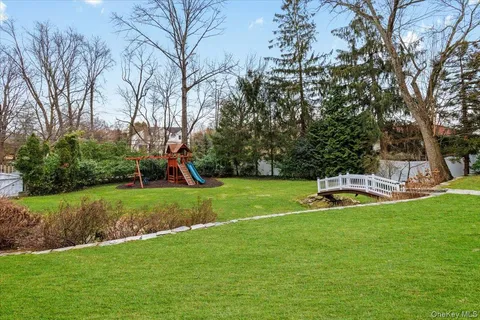 $2,750,000 | 38 Brevoort Lane, Rye, NY 10580