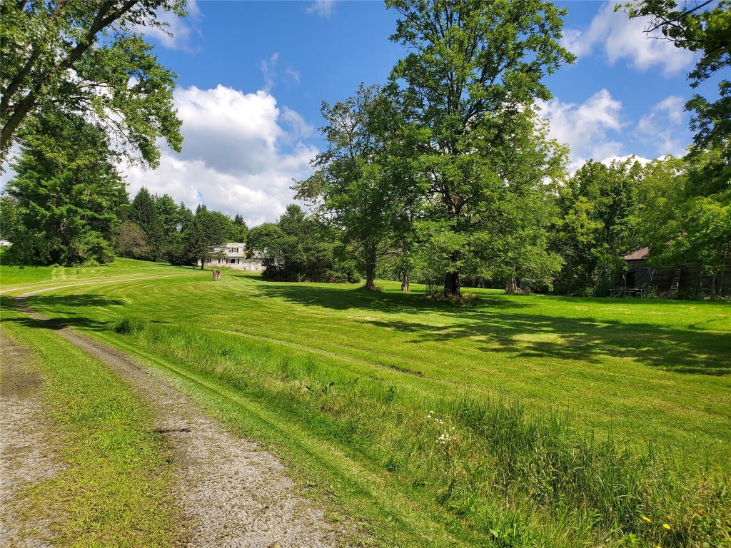 33 Mill Road Binghamton, NY 13901 - Photo 4 of 49 Gallery Image 4