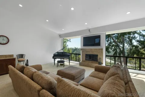 $2,675,000 | 4645 Yerba Santa Drive, San Diego, CA 92115