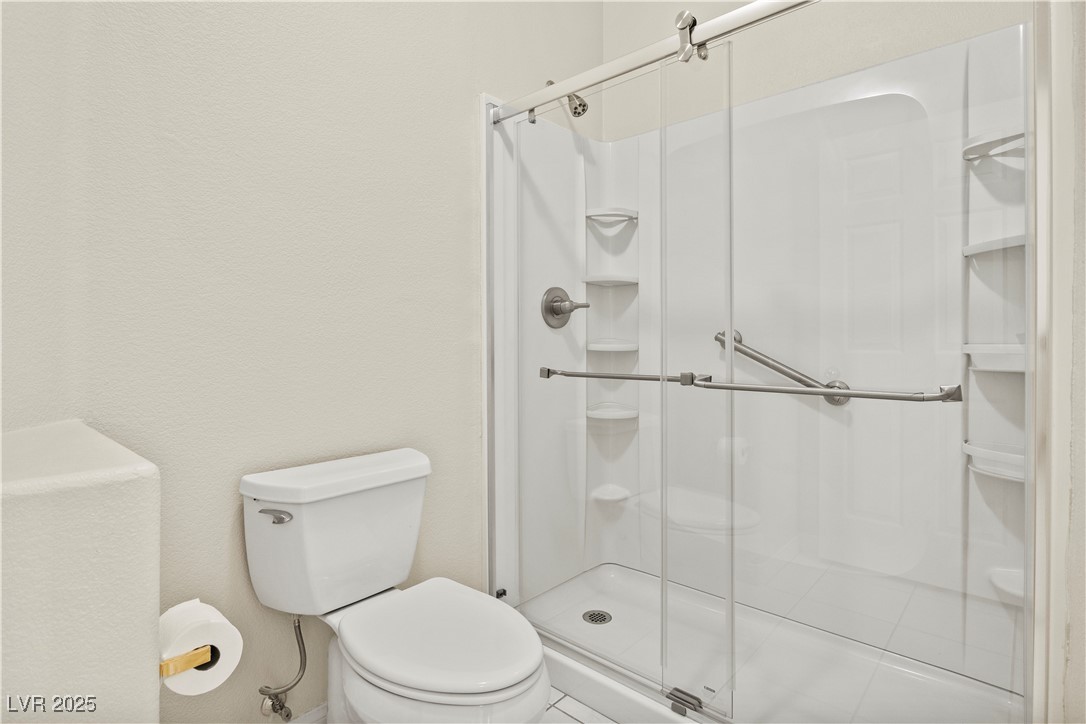 2576 Mizzoni Circle Henderson, NV 89052 - Photo 20 of 44 1st floor bathroom has remodeled shower.