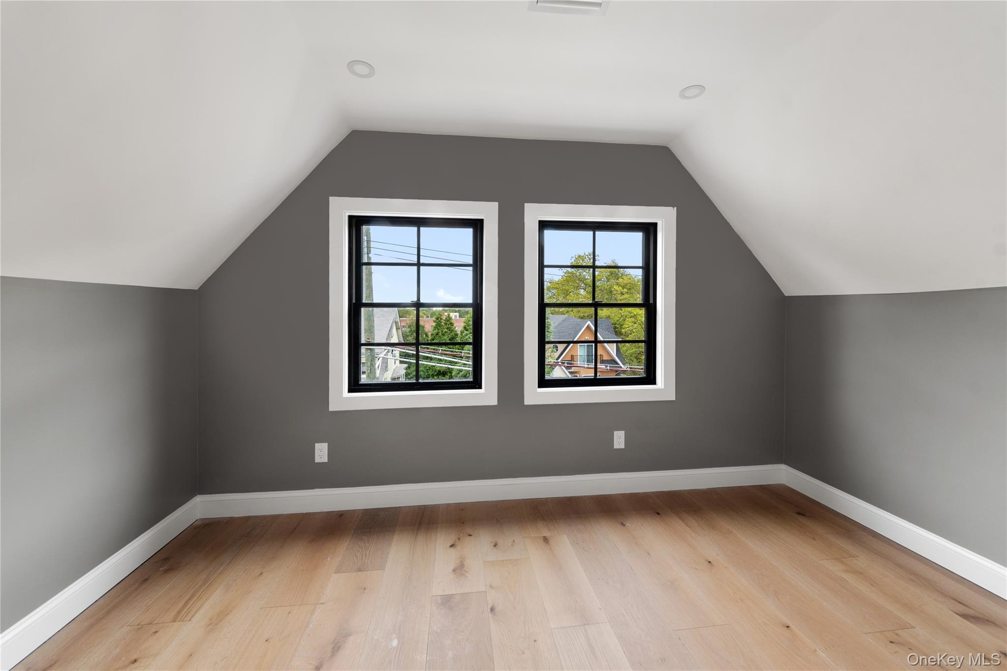 356 South 10th Avenue Mount Vernon, NY 10550 - Photo 20 of 30 an empty room with a window