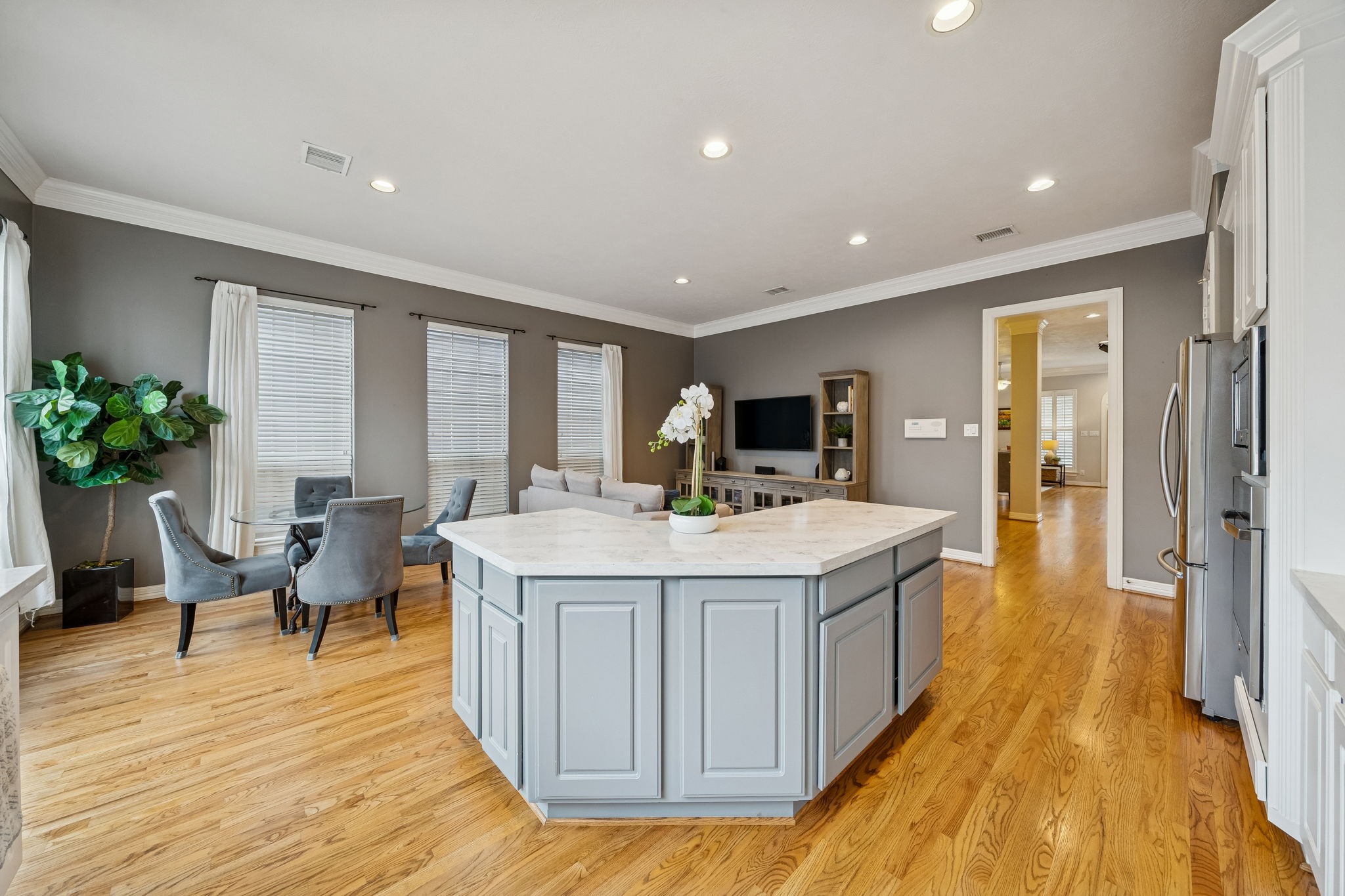 1525 West 25th Street Houston, TX 77008 - Photo 15 of 39