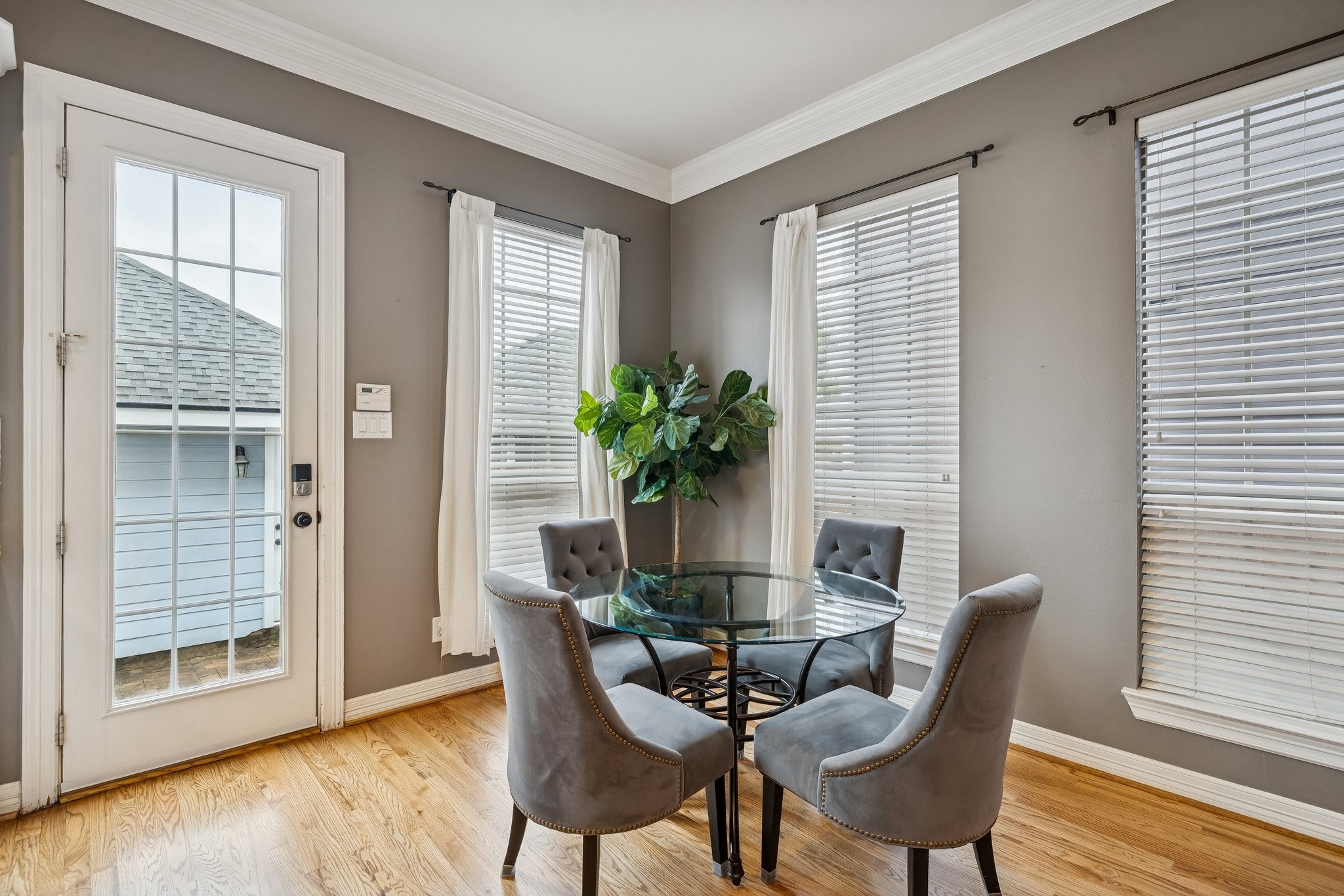 1525 West 25th Street Houston, TX 77008 - Photo 16 of 39