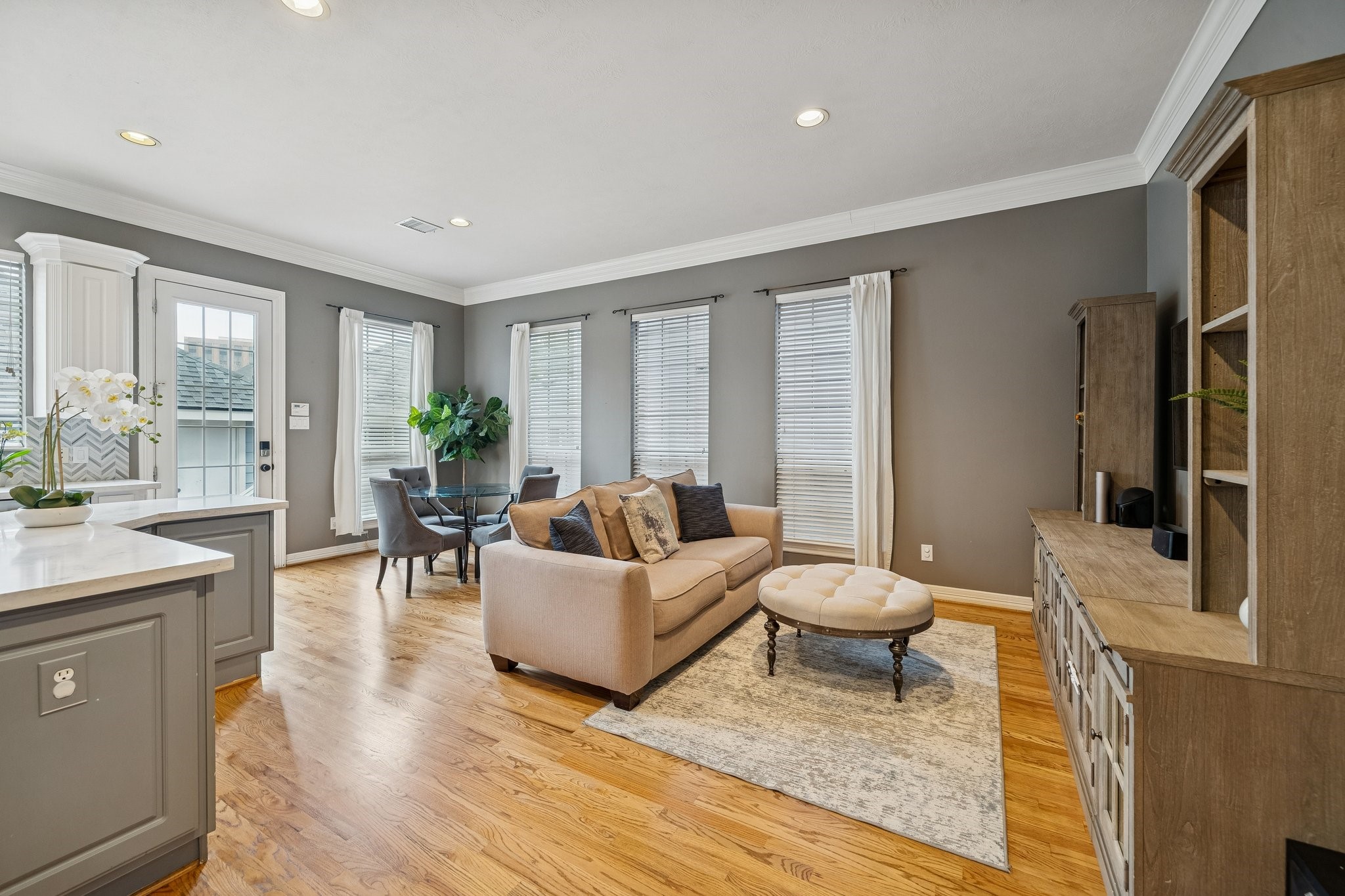 1525 West 25th Street Houston, TX 77008 - Photo 17 of 39