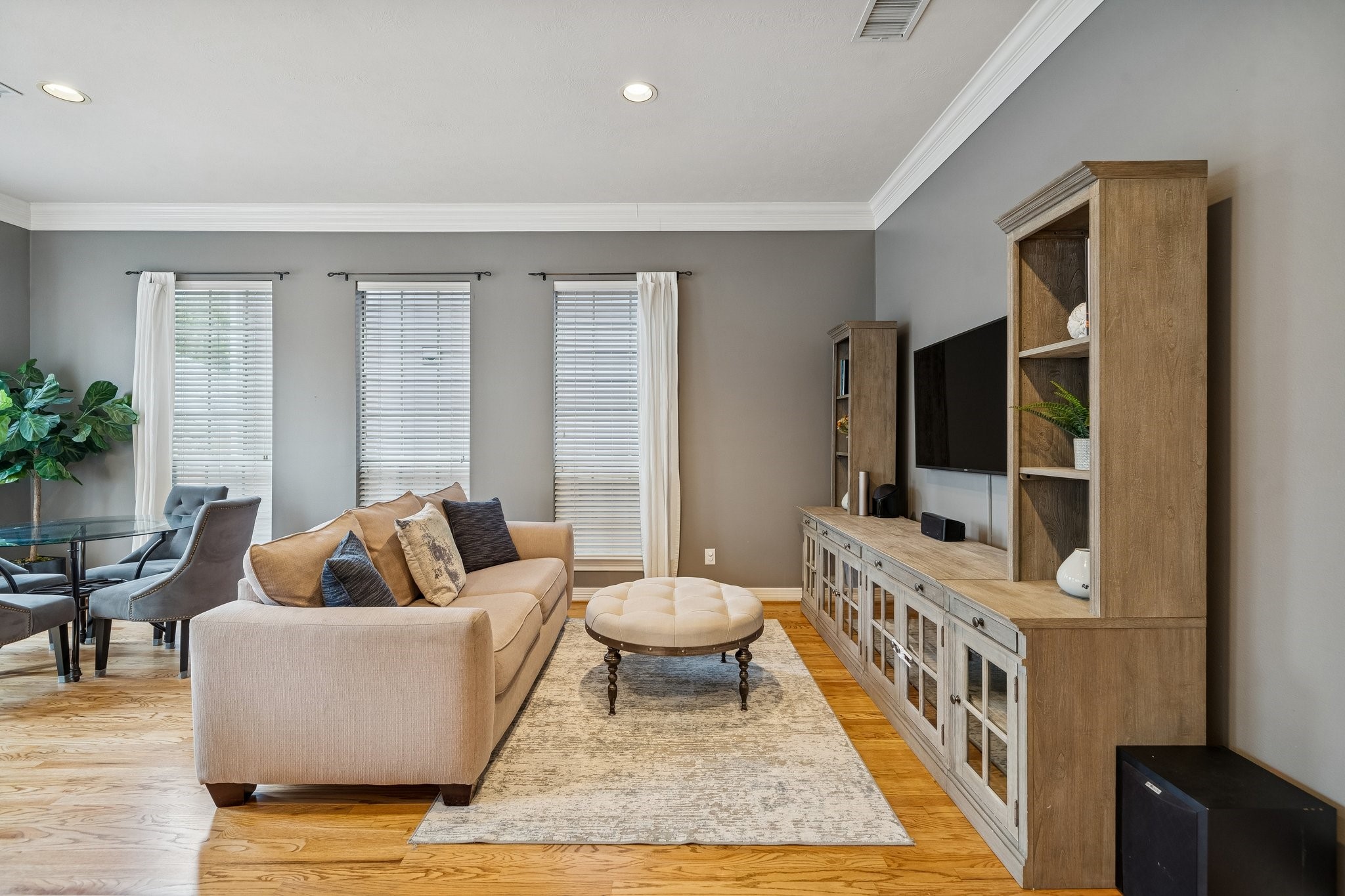 1525 West 25th Street Houston, TX 77008 - Photo 18 of 39