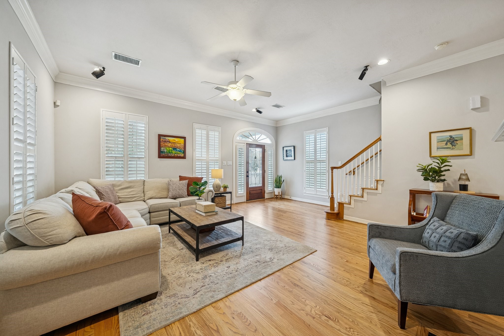 1525 West 25th Street Houston, TX 77008 - Photo 2 of 39