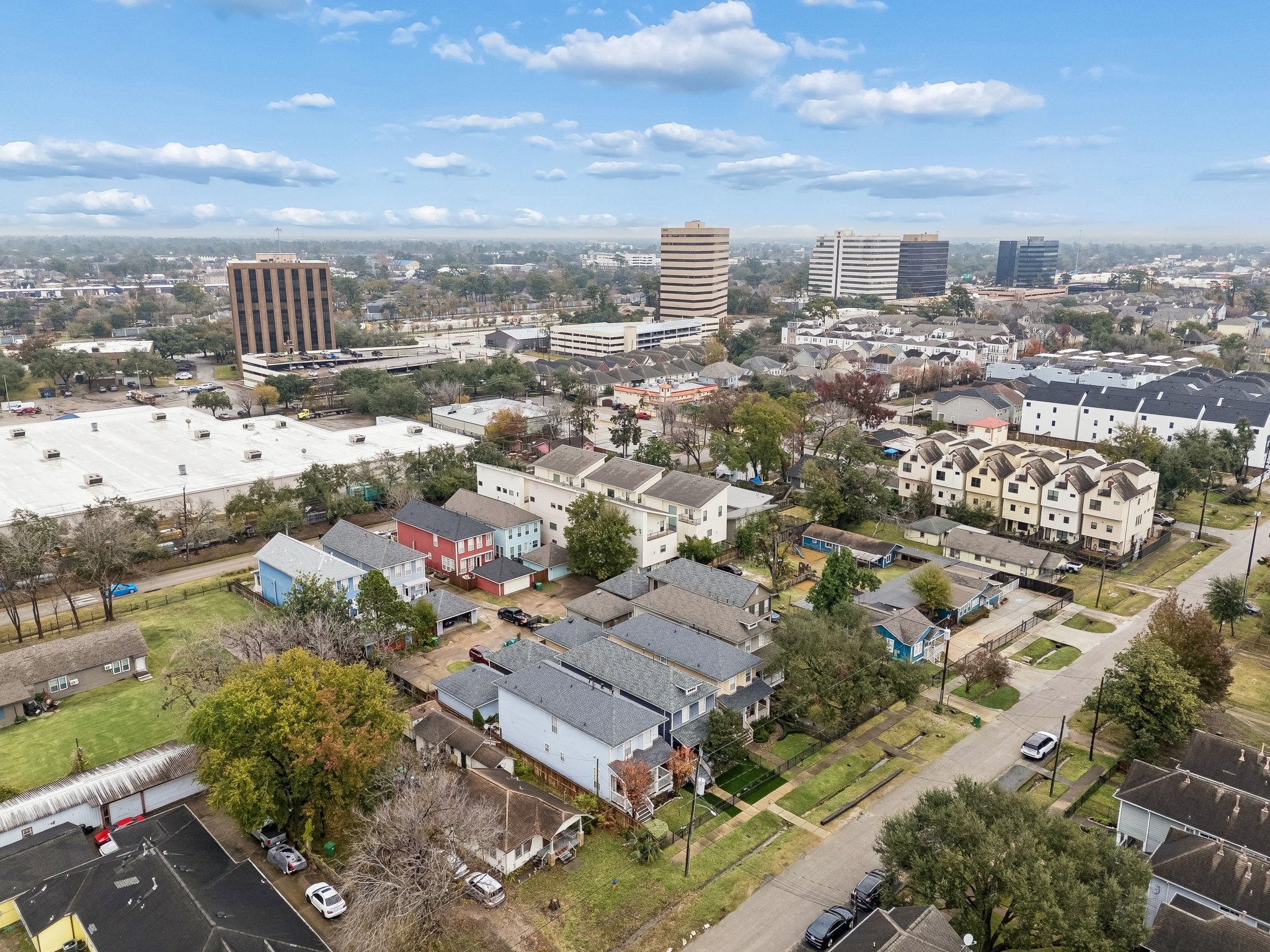 1525 West 25th Street Houston, TX 77008 - Photo 38 of 39