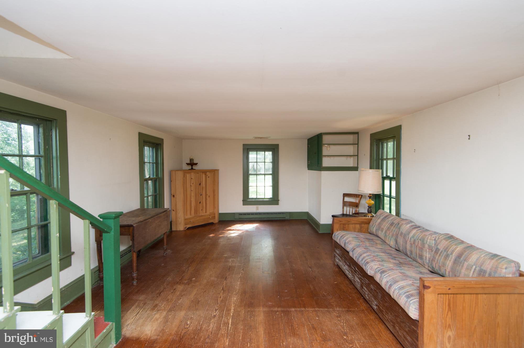 6343 Palmer Mill Road Hurlock, MD 21643 - Photo 7 of 29 Living Room