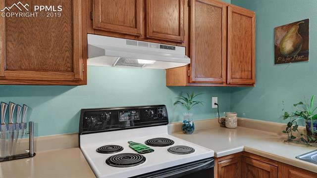 757 Alexander Road, Unit D Colorado Springs, CO 80909 - Photo 9 of 20 Gallery Image 9