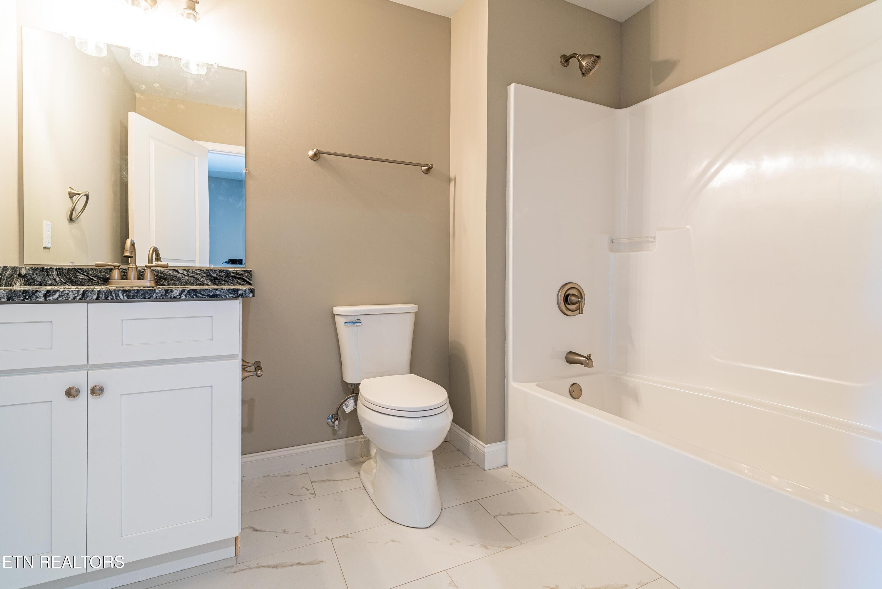 172 Crossroads Boulevard Oak Ridge, TN 37830 - Photo 25 of 26 DSC06385