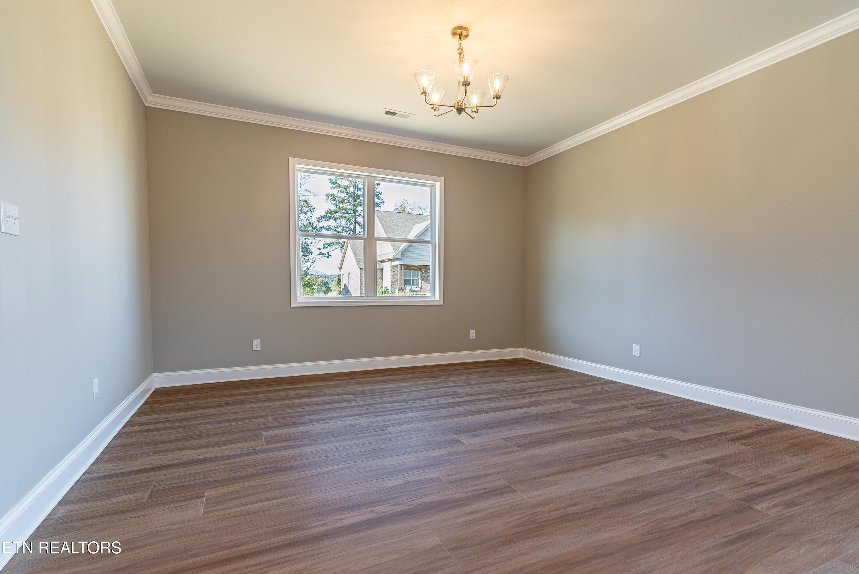 172 Crossroads Boulevard Oak Ridge, TN 37830 - Photo 10 of 26 DSC06273-Edit