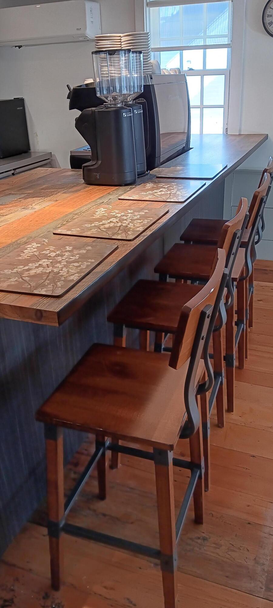 40 Main Street Blue Hill, ME 04614 - Photo 14 of 40 Bar 4